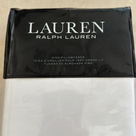 New Ralph Lauren Spencer White Cornflower Blue Border 2 King Pillowcase set. $85 - Picture 2 of 8